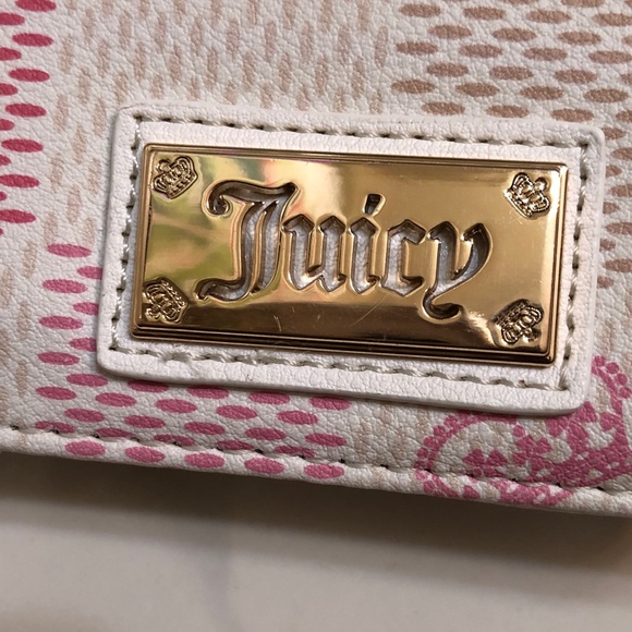 Juicy Couture White Multi Miss Independent Card Case Wallet Key Fob NWT - Picture 16 of 16